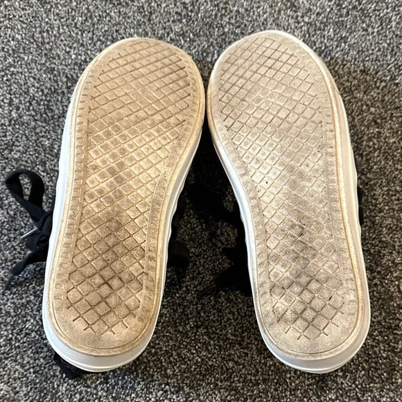 STEVE MADDEN Lancer 
Mixed Media Black Lace Up Sneakers Sz 8 - Picture 8 of 8